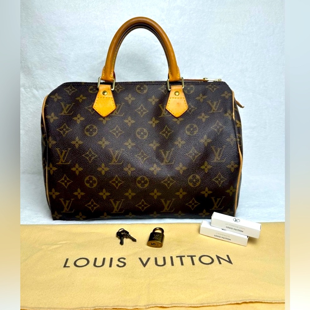 Authentic! LOUIS VUITTON SPEEDY 30 MONOGRAM HANDBAG